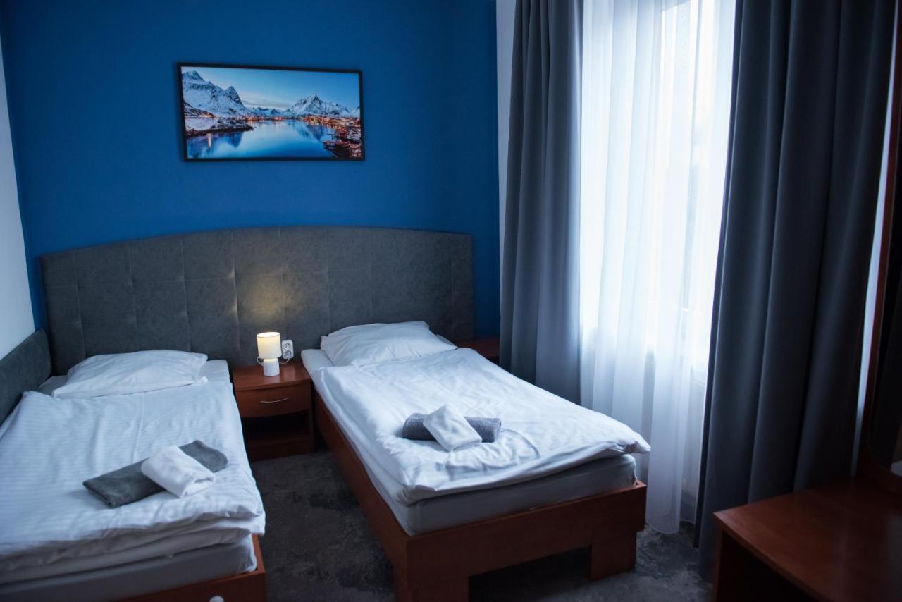 Hotel Paradiso Suchedniów Extérieur photo