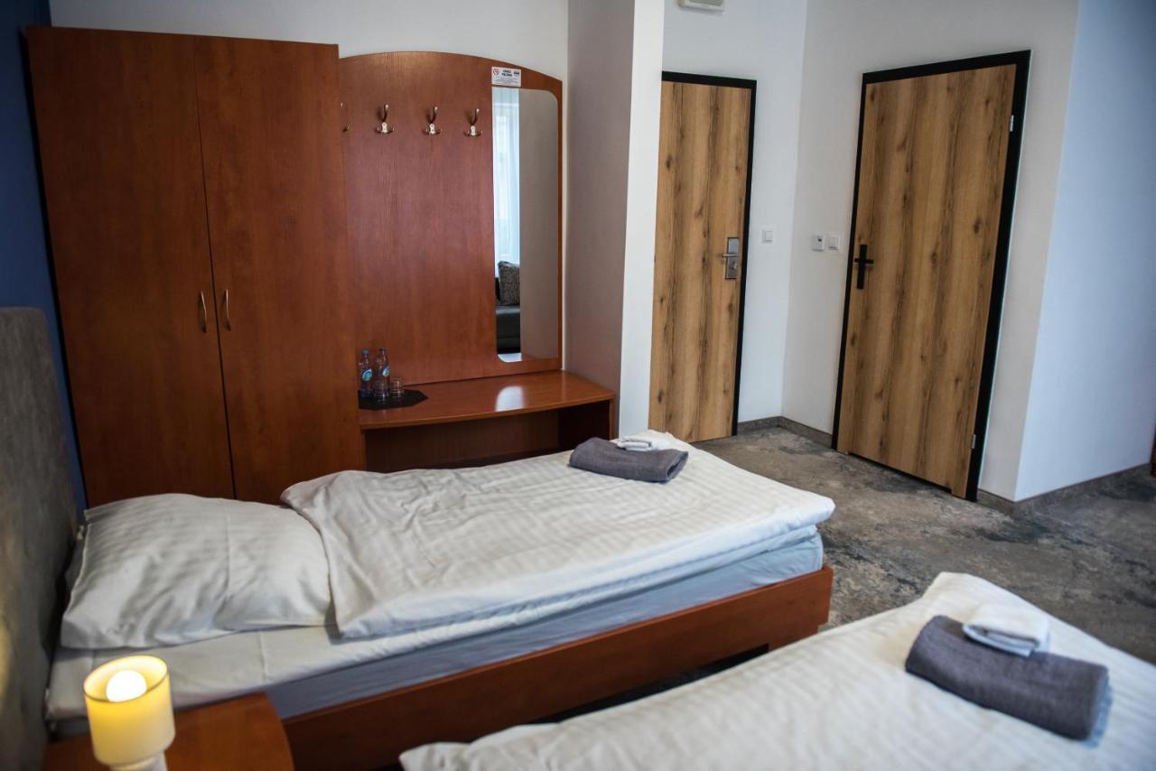 Hotel Paradiso Suchedniów Extérieur photo