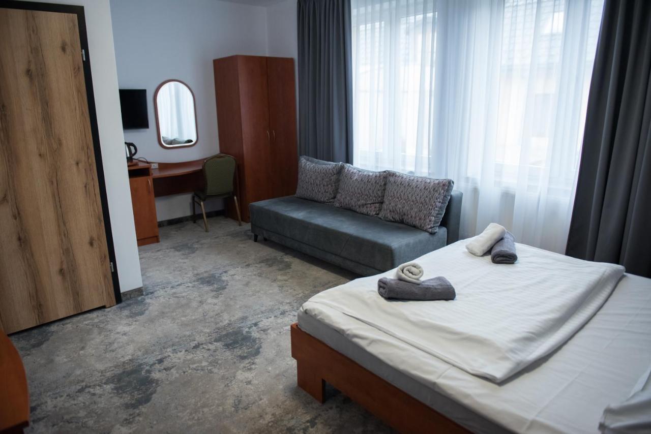 Hotel Paradiso Suchedniów Extérieur photo