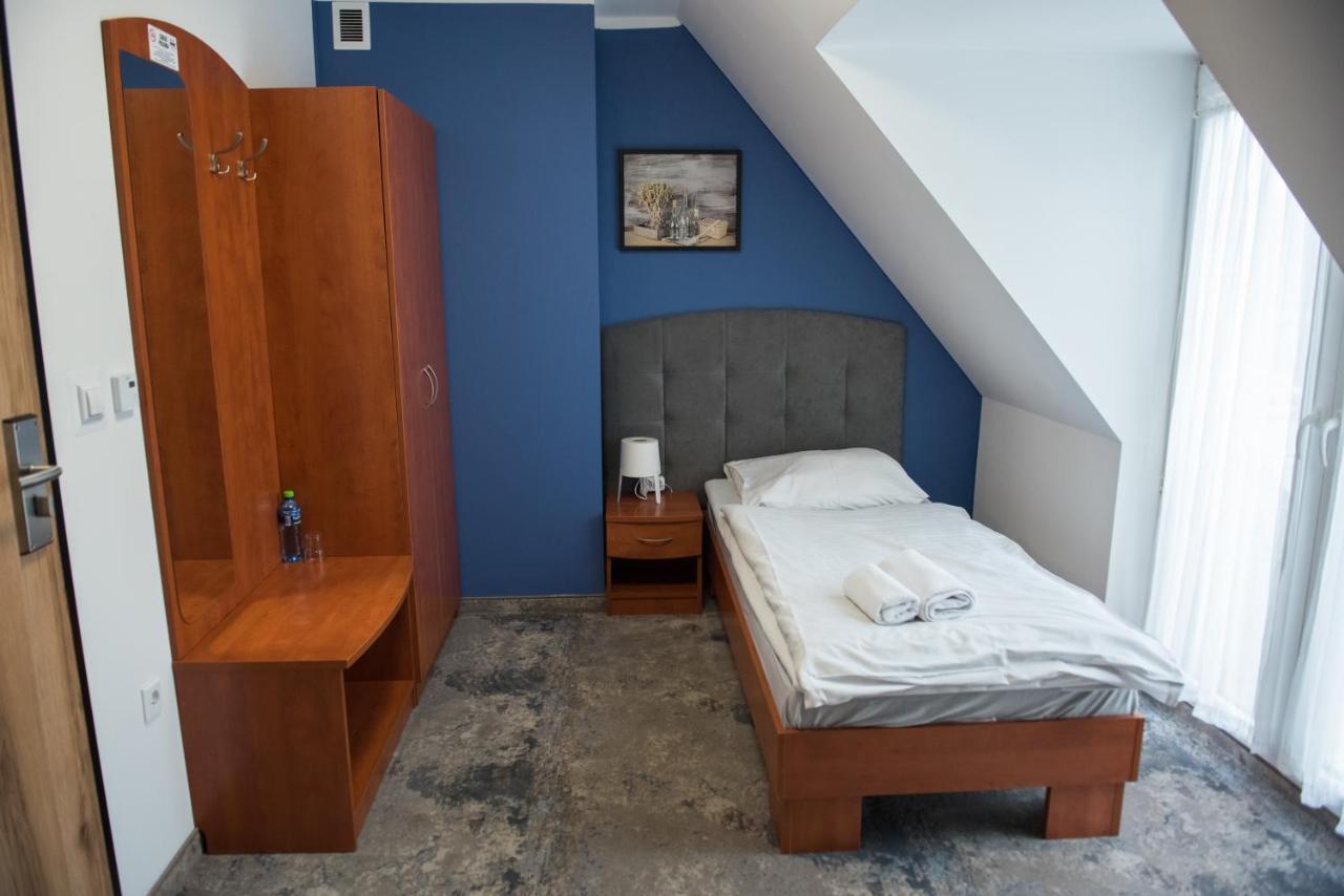 Hotel Paradiso Suchedniów Extérieur photo