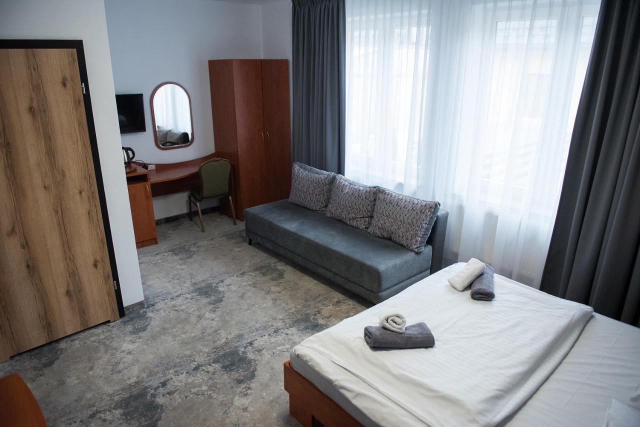 Hotel Paradiso Suchedniów Extérieur photo