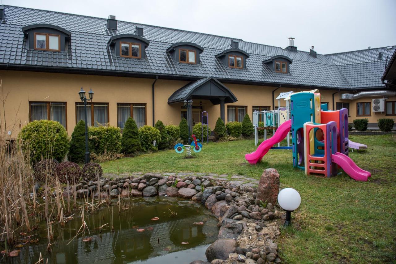 Hotel Paradiso Suchedniów Extérieur photo