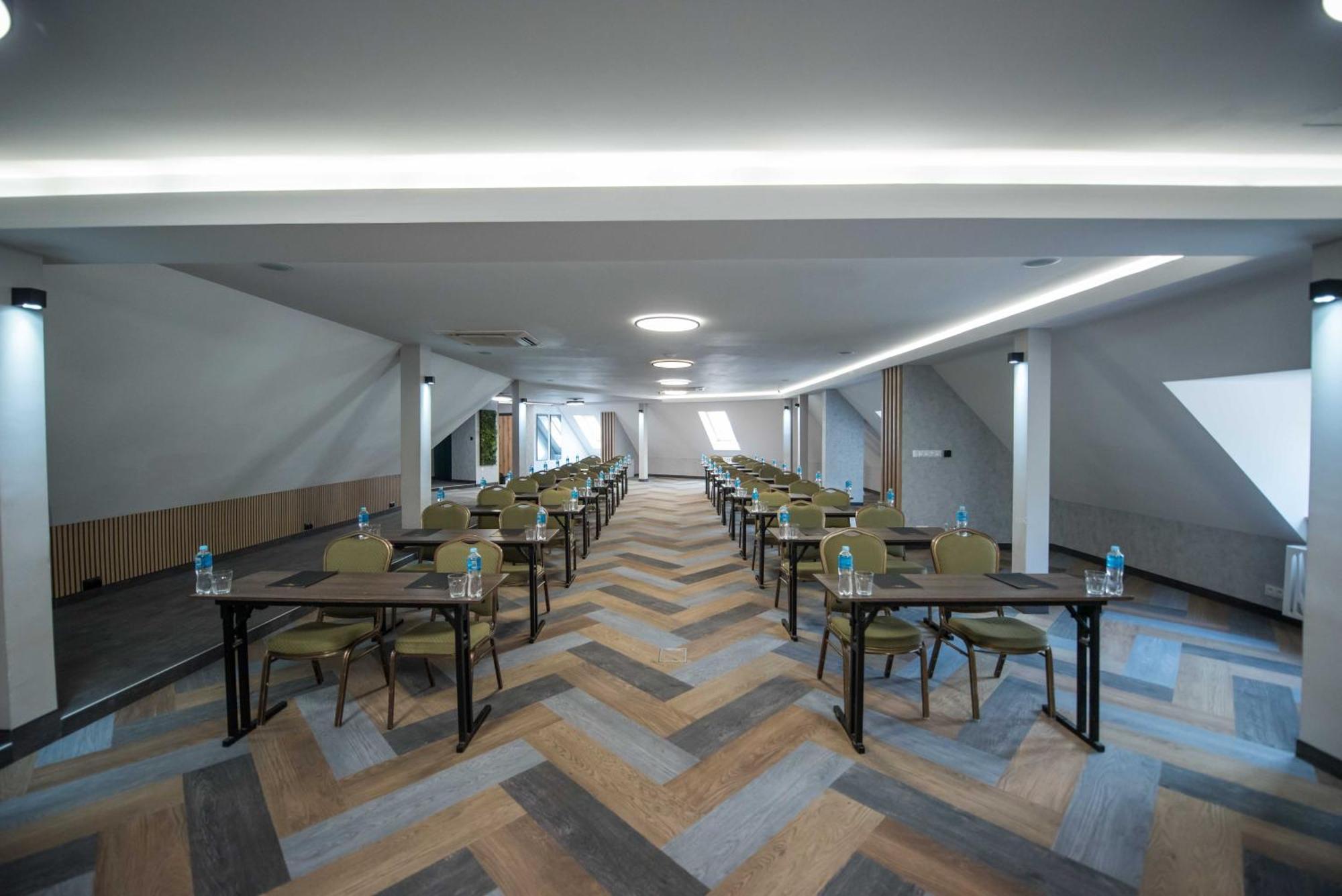 Hotel Paradiso Suchedniów Extérieur photo