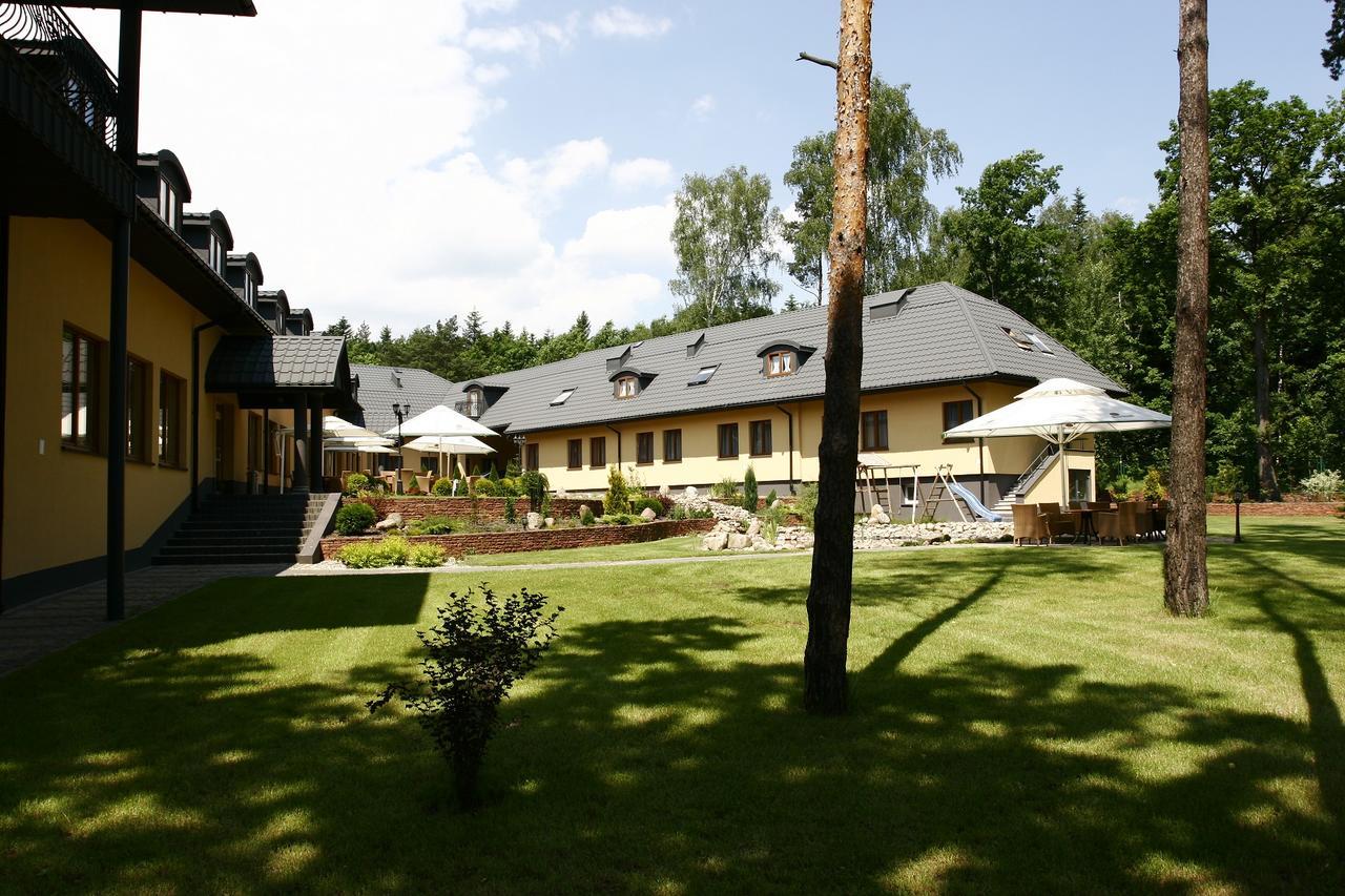 Hotel Paradiso Suchedniów Extérieur photo