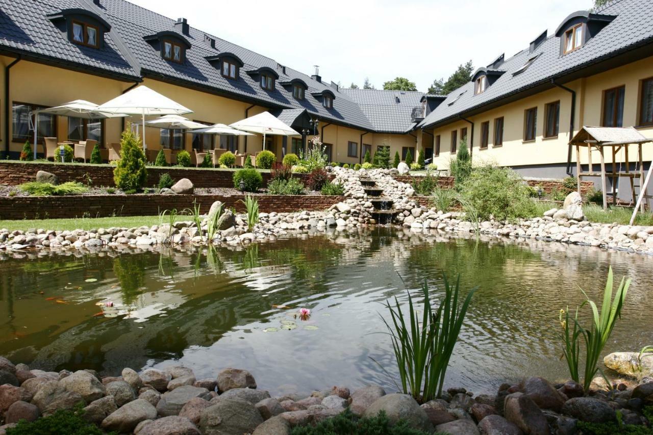 Hotel Paradiso Suchedniów Extérieur photo