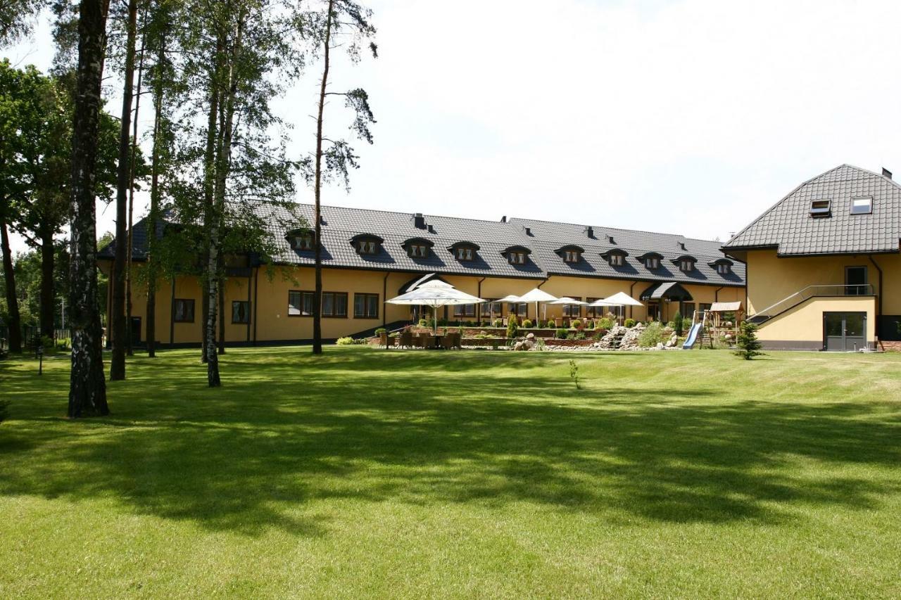 Hotel Paradiso Suchedniów Extérieur photo